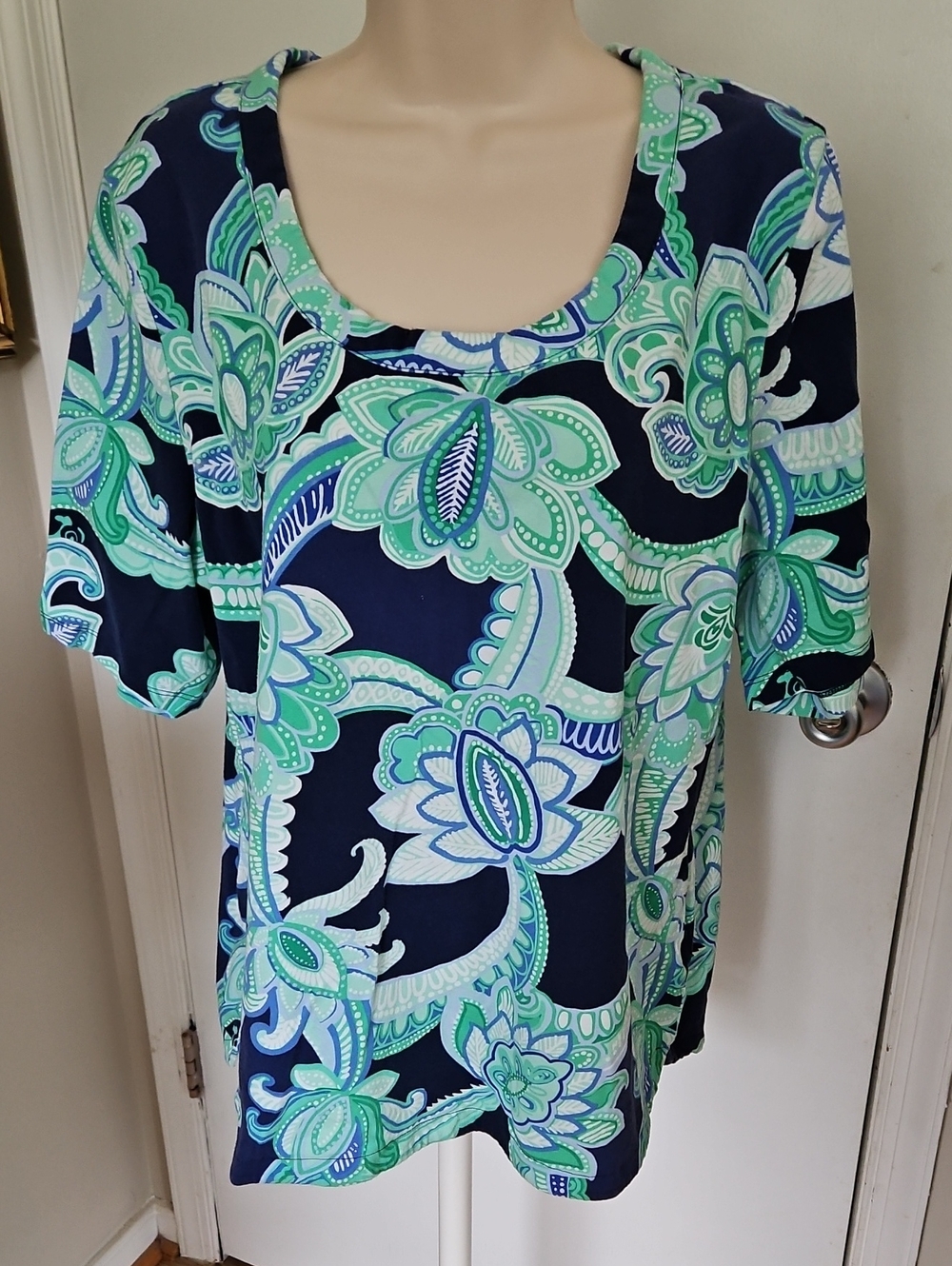 Talbots Charming Floral Scoop Neck Tee Size  XL